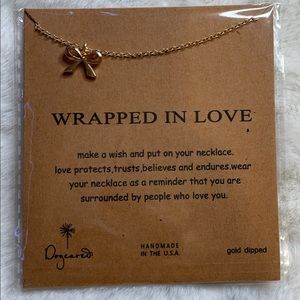 Love charm woman’s necklace